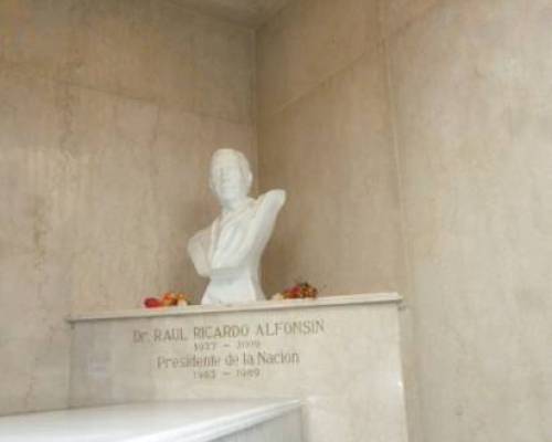 14923 15 CEMENTERIO DE LA RECOLETA POR LA JONES