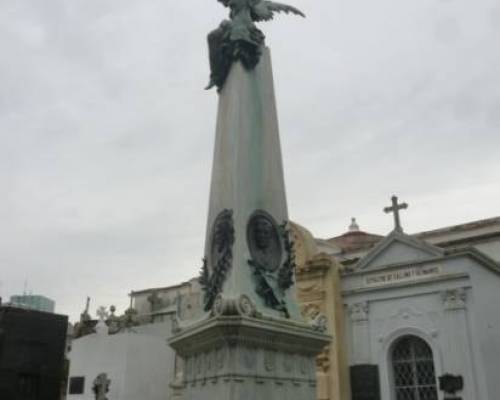 14923 9 CEMENTERIO DE LA RECOLETA POR LA JONES