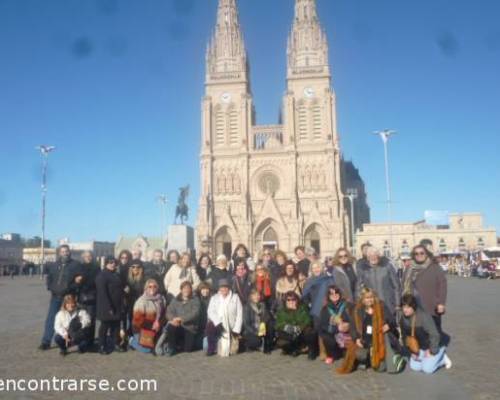 14926 65 LUJAN -CARLOS KEEN- ALMUERZO EN CAMINO ABIERTO POR LA JONES