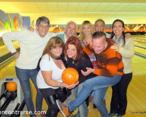 Me encantó compartir con ustedes el juego,  que delirio por dios!  :Encuentro Grupal BOWLING ANIVERSARIO 