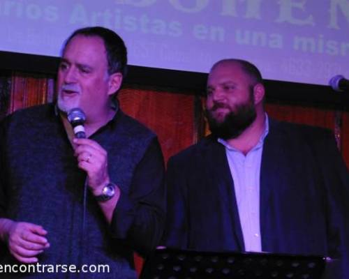 14953 41 VUELVE EL CAFE CONCERT