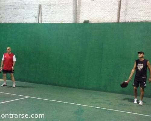 15026 16 **Jugamos al Padel ? **