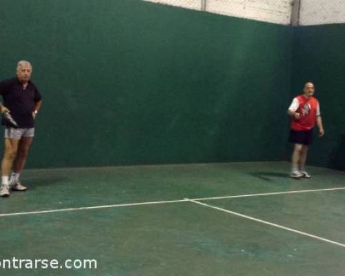 15026 3 **Jugamos al Padel ? **