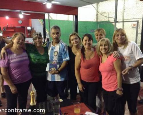 15062 20 **Jugamos al Padel ? **