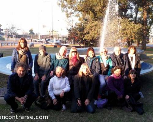 Esta vez descubrimos la fuente de los platos en Pampa y Av. Alcorta :Encuentro Grupal CAMINATA POR LOS LAGOS