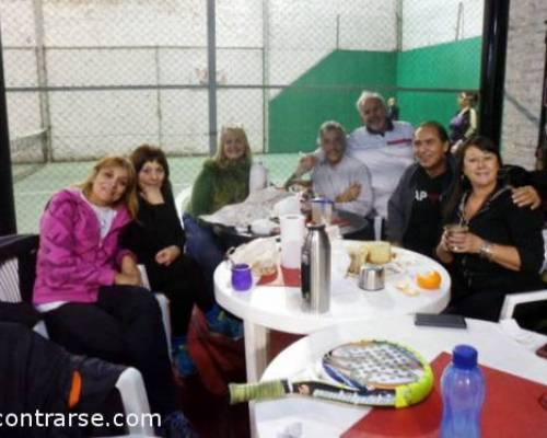 Nunca falta el mate... :Encuentro Grupal Jugamos al Paddle ???