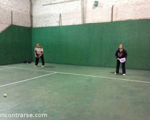 15230 13 **Jugamos al Padel ? **