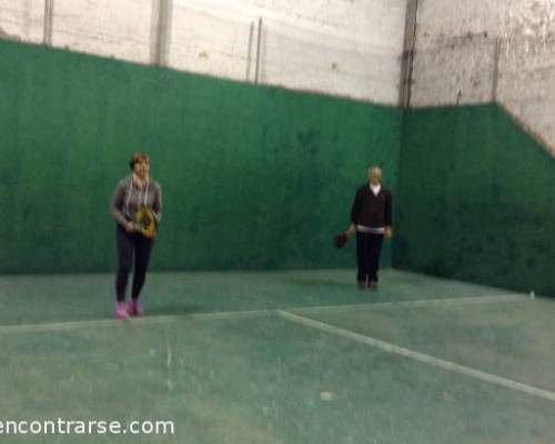 15230 6 **Jugamos al Padel ? **