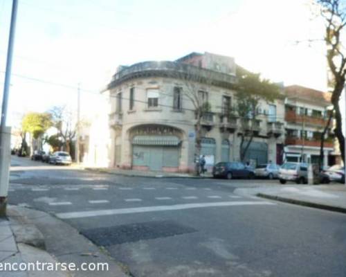 15252 13 FLORES- PLAZA MISERICORDIA, BARRIOS OBREROS Y PAPA FRANCISCO POR LA JONES