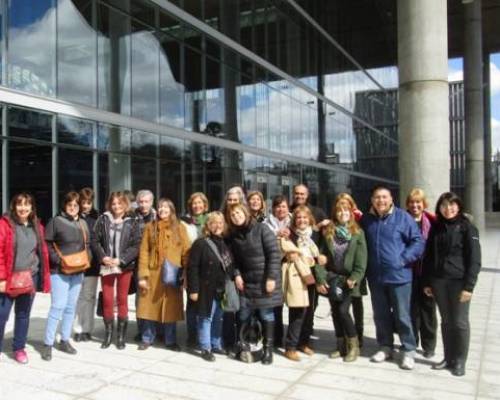 15325 106 PARQUE PATRICIOS Y VISITA GUIADA A LA NUEVA SEDE DE GOBIERNO DE NORMAN FOSTER POR LA JONES