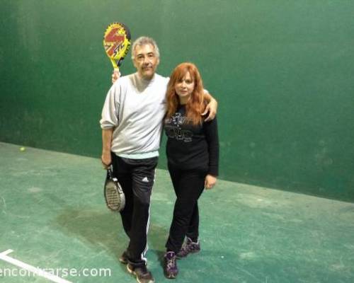 15360 4 **Jugamos al Padel ? **