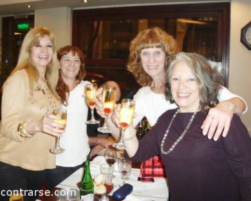 Chin chin amigas!!! :Encuentro Grupal CAMINATA POR LOS LAGOS Festejamos el día del AMIGO