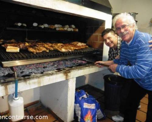 MUY BIEN DIEZ POR LOS ASADORES! :Encuentro Grupal SALIDA INFORMATIVA DEL VIAJE A SAN RAFAEL-MENDOZA