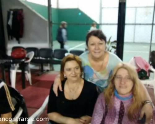 15422 2 **Jugamos al Padel ? **