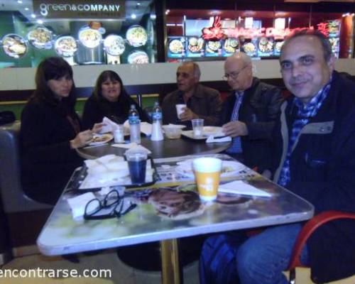 15448 3 Ver cine en HOYTS Abasto     PERMITIDO