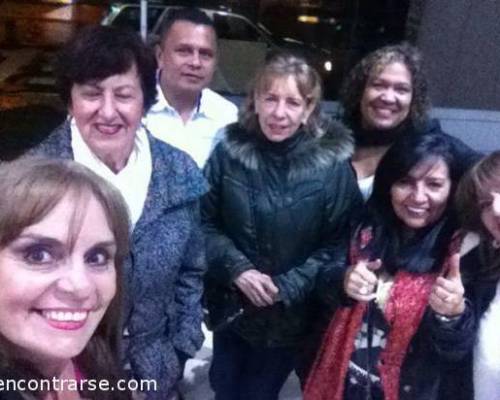 Encuentros Grupales (10/09/2016) :   Que tal a Comer Pizza y luego a Rumbear un ratito,