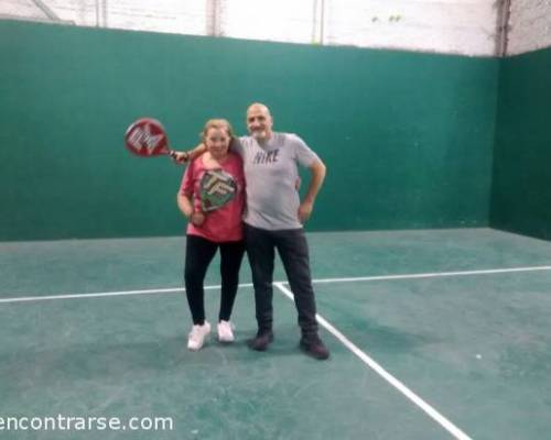 15502 2 **Jugamos al Padel ? **