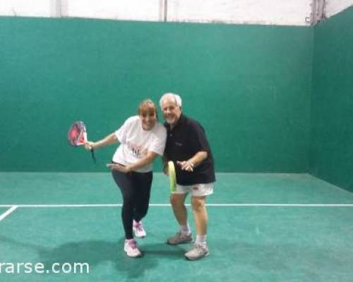 15503 4 **Jugamos al Padel ? **