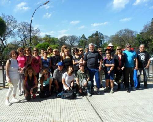 En nuestra foto de inicio de la Caminata. Gracias por acompañarnos. :Encuentro Grupal CAMINATA POR LOS LAGOS Cambio de ITINERARIO