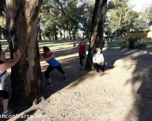 Hay un caminante sin elongar :Encuentro Grupal CAMINATA POR LOS LAGOS CON PICNIC