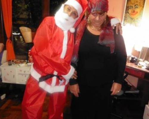 LLegan papá Noel y la judía religiosa Rebeca, juntas festejan nocha buena y janucá :Encuentro Grupal OFREZCO MI CASA PARA CENAR