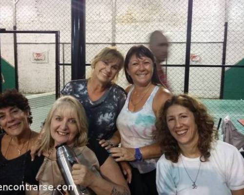 15876 15 **Volvemos a Jugar al Padel ? **