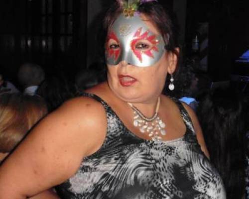 15899 34 NOCHE DE CARNAVAL Y NOCHE DE FESTEJOS CON KARAOKE