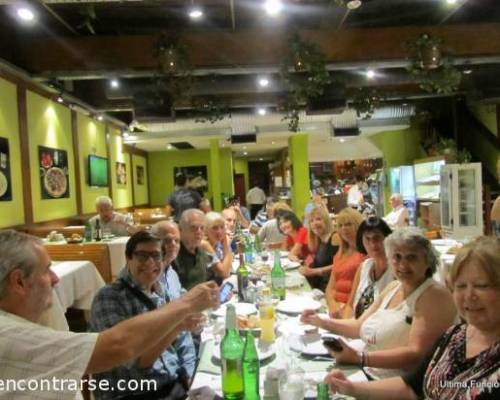 Hermoso grupo!!! :Encuentro Grupal Cine en Belgrano: Un camino a casa.