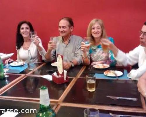 Salud amigos fue una noche muy linda...como todos los jueves!! :Encuentro Grupal el café del africano