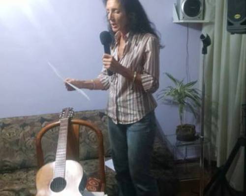 Que linda voz amiga!! :Encuentro Grupal TE GUSTA CANTAR Y QUERES HACERLO ? VENI AL TALLER DE CANTO GRUPAL