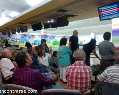 15994 16 VAMOS JUNTOS A JUGAR AL BOWLING...NOS ACOMPAÑAS???