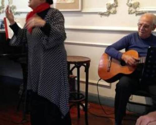 16074 6 CRISTINA SALLESSES CANTA EN LA SCALA DE SAN TELMO (A LA GORRA)