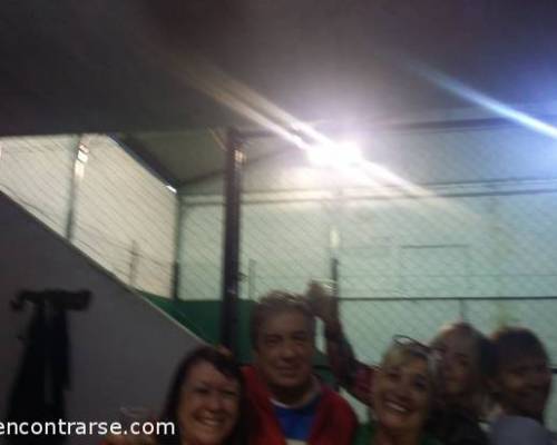 Que buena foto Dani !!!! :Encuentro Grupal **Volvemos a Jugar al Padel ? **