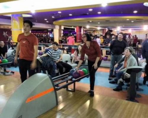 16219 9 VAMOS JUNTOS A JUGAR AL BOWLING...NOS ACOMPAÑAS???