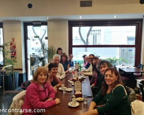 En la dulce espera, de los Caminantes y si   llovía o no. Gracias a los nuevos que se aventuraron  pasar una tarde de domingo distinta y agradezco también a los amigos caminantes  de siempre :Encuentro Grupal CAMINATA POR LOS LAGOS 