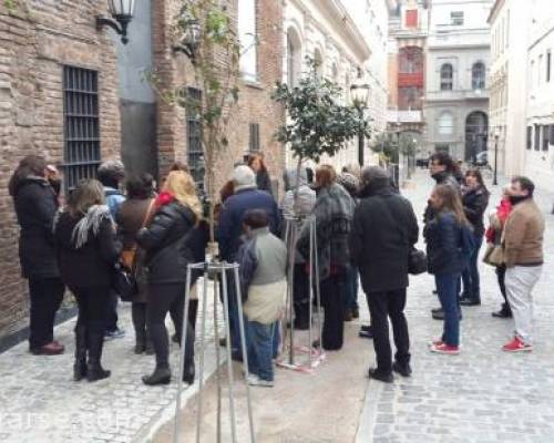 16251 4 MONSERRAT - INCLUYE VISITA GUIADA A LA MANZANA DE LAS LUCES Y LOS TUNELES POR LA JONES