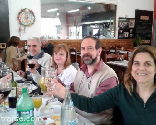 16253 195 LUJAN -CARLOS KEEN- ALMUERZO EN CAMINO ABIERTO POR LA JONES