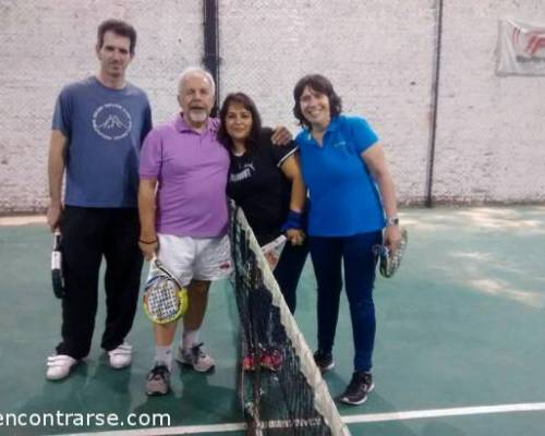 16262 5 **Volvemos a Jugar al Padel ? **