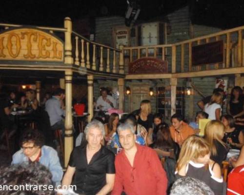 16267 17 FESTEJAMOS EL CUMPLE DE MATRIX !!  Y  VAMOS A CENAR Y BAILAR EN WESTERN DISCO!!!! 