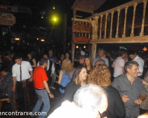 16267 53 FESTEJAMOS EL CUMPLE DE MATRIX !!  Y  VAMOS A CENAR Y BAILAR EN WESTERN DISCO!!!! 