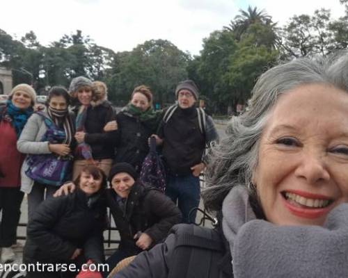 Con la sonrisa conductora en primera plana, listo@s para afrontar el fresquete :Encuentro Grupal CAMINATA POR LOS LAGOS SE TRASLADA A LA COSTANERA SUR