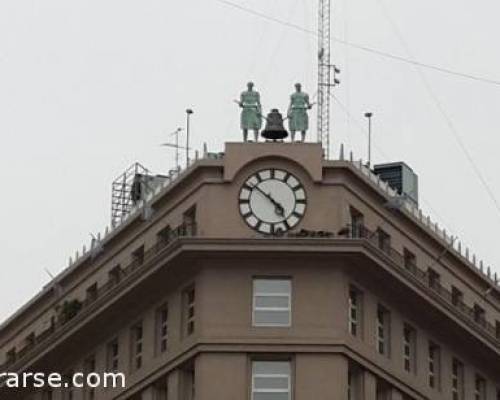 16373 125 TORRES, RELOJES, CUPULAS, CAMPANARIOS POR LA JONES