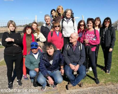 Emi mostrando su mejor perfil :Encuentro Grupal CAMINATA ITINERANTE -PARQUE DE LOS NIÑOS-