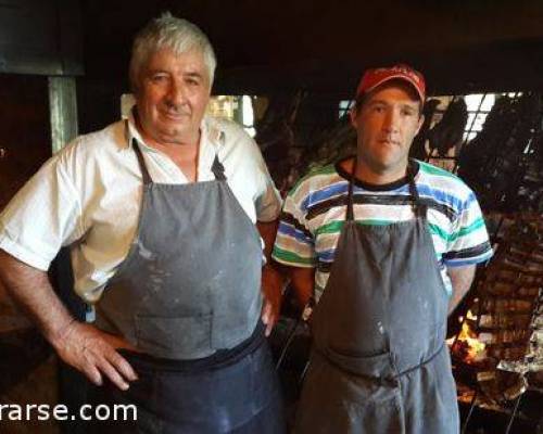 16589 161 URIBELARREA Y VICENTE CASARES-Un recorrido lechero POR LA JONES