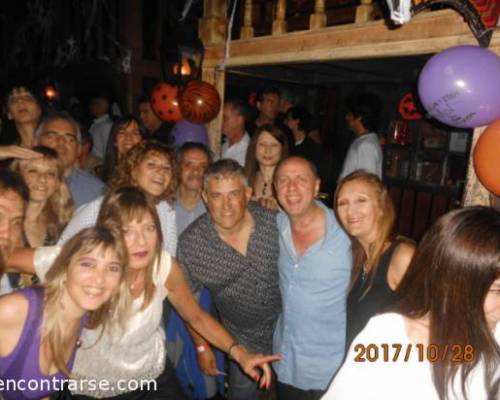 16616 89 SEGUIMOS EN 2017  Y VAMOS A CENAR Y BAILAR EN WESTERN DISCO!!!! 