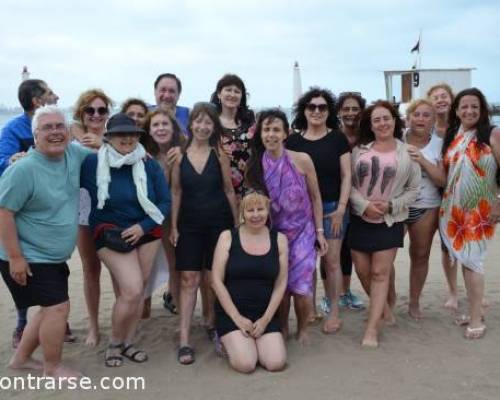 Que lindo dia de playa en grupo¡¡¡ :Encuentro Grupal FINDE LARGO DEL 8 AL 10 DE DICIEMBRE, VAMOS A MAR DEL PLATA