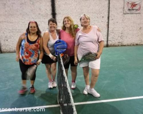 16860 35 **Volvemos a Jugar al Padel ? **