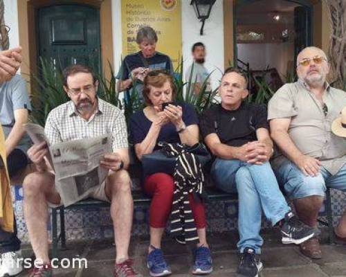 Una habla .... y ni pelota jajajajajaja :Encuentro Grupal BARRIO DE SAAVEDRA Y MUSEO POR LA JONES 