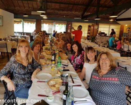 Muchas gracias a todos por acompañarnos hoy !!  :Encuentro Grupal AGRONOMÍA...ALMUERZA EN LA FLOREADA !!