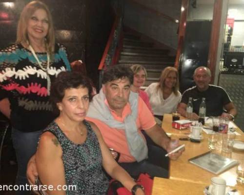 en la previa, todo bien salvo que ..... alguien sobornó  :Encuentro Grupal VUELVE EL BOWLING  2018 PARA ENCONTRARNOS  